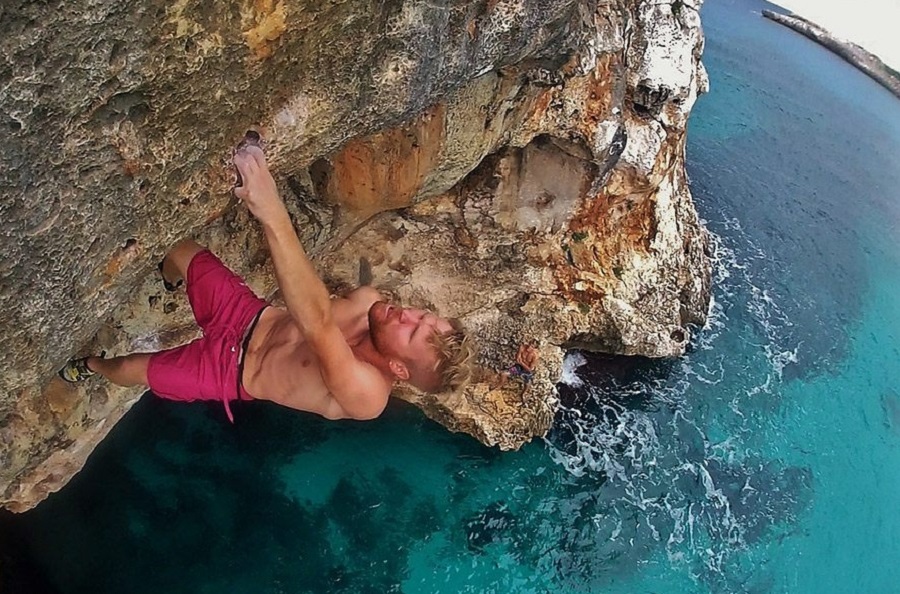 deep water soloing 4