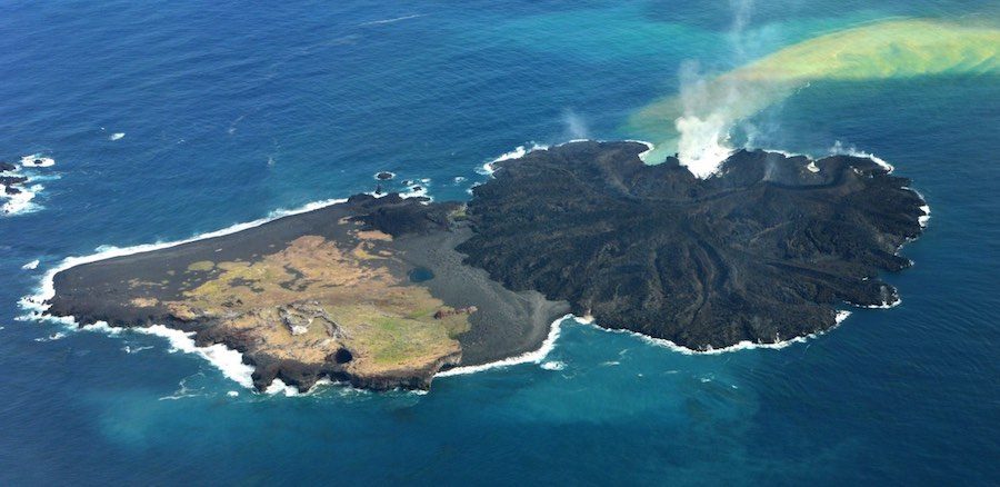 volcan submarino japon