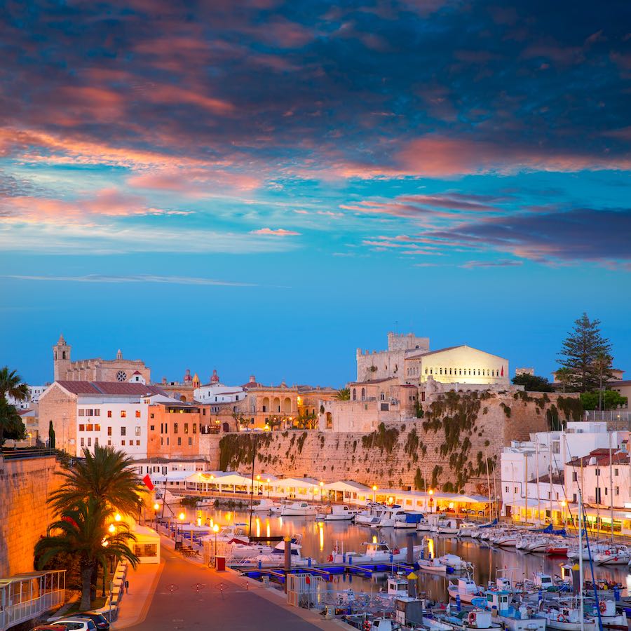 Turismo Náutico en Menorca Ciutadella Menorca marina Port sunset town hall and cathedral