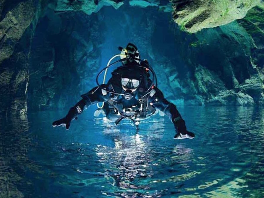 Verifican agua en cenotes en Quintana Roo previo a Semana Santa. 